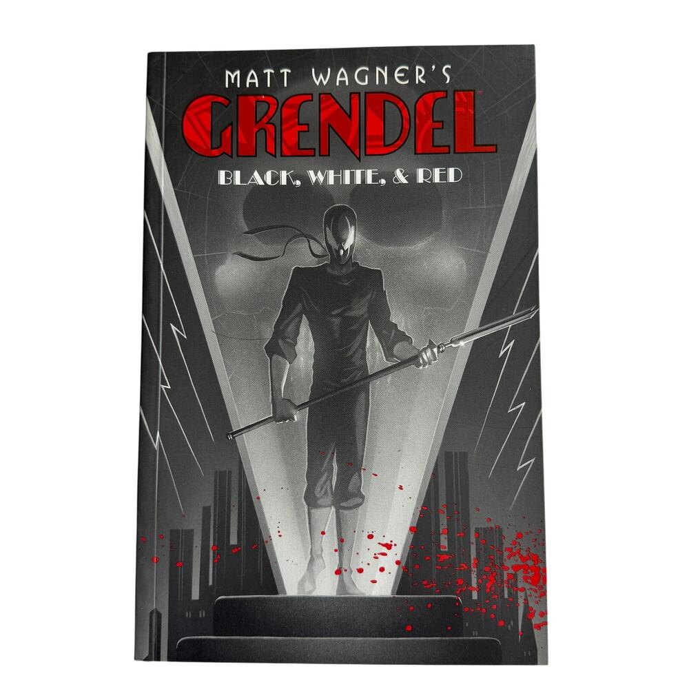 Matt Wagner’s Grendel Black White and Red Graphic Novel Dark Horse Comics